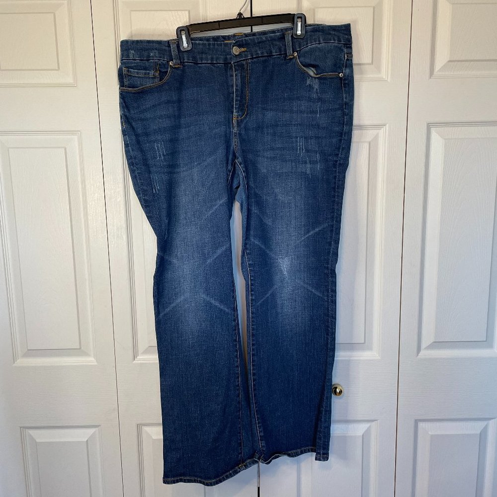 Seven7 Luxe Boot Cut Jeans Size 22